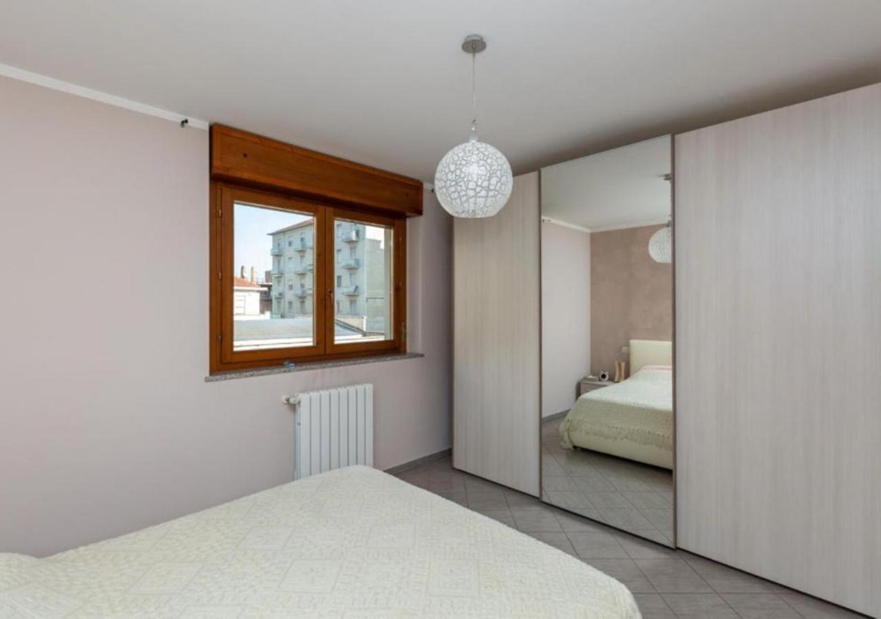 Comfy Cozy Apartment Close To Metro 都灵 外观 照片