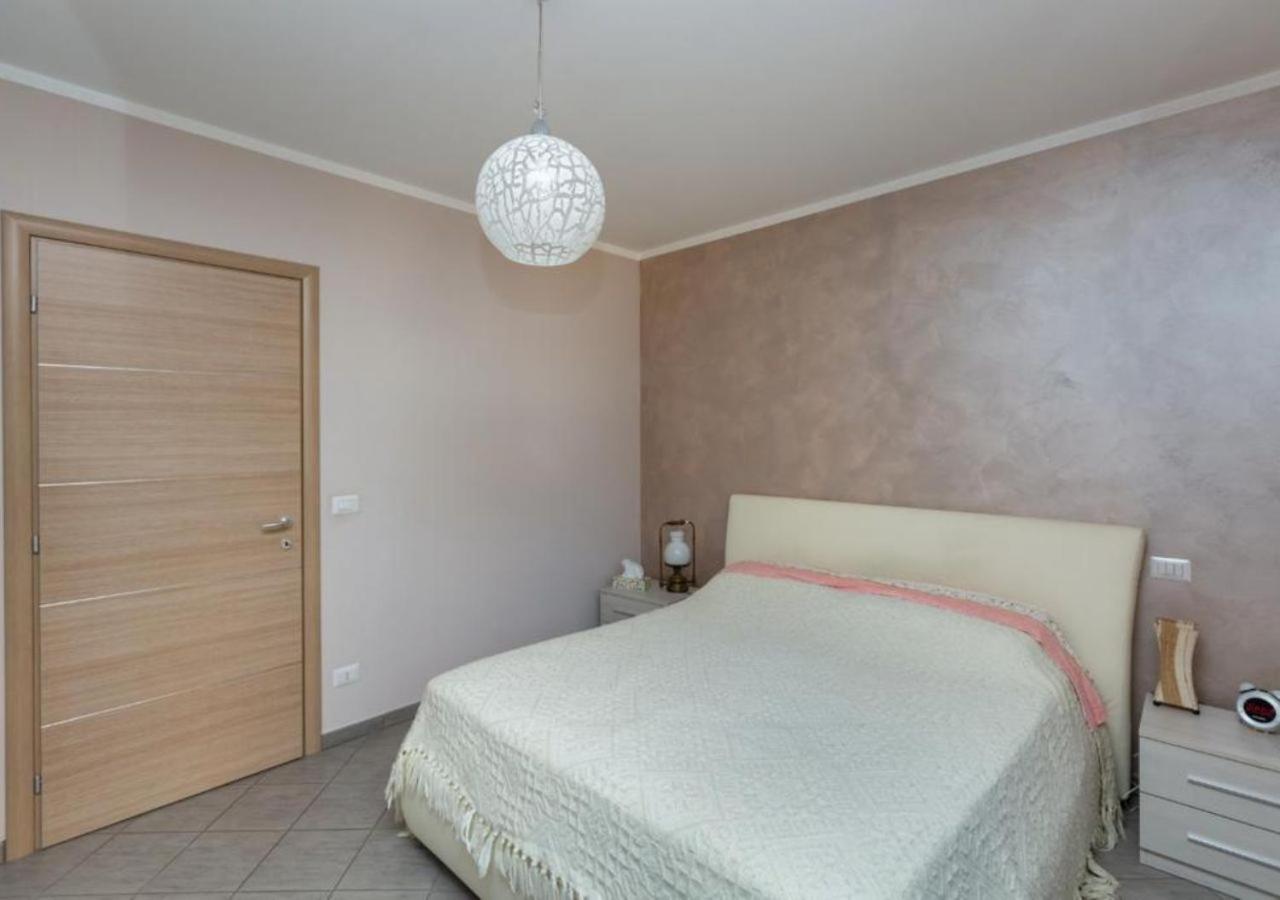 Comfy Cozy Apartment Close To Metro 都灵 外观 照片