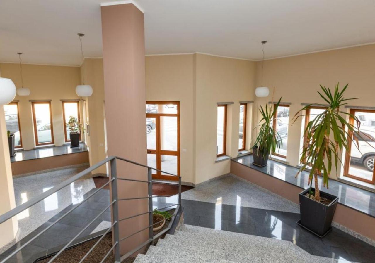 Comfy Cozy Apartment Close To Metro 都灵 外观 照片