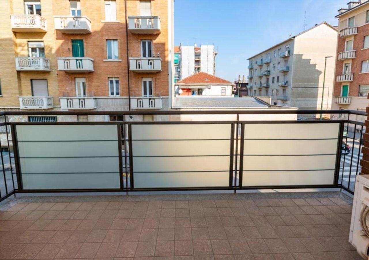 Comfy Cozy Apartment Close To Metro 都灵 外观 照片